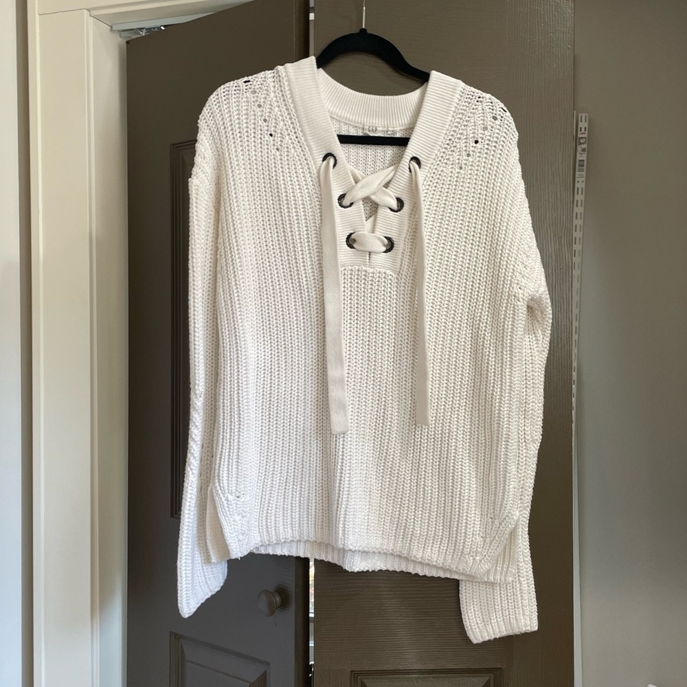 Gap for Good Chunky White Sweater Size L